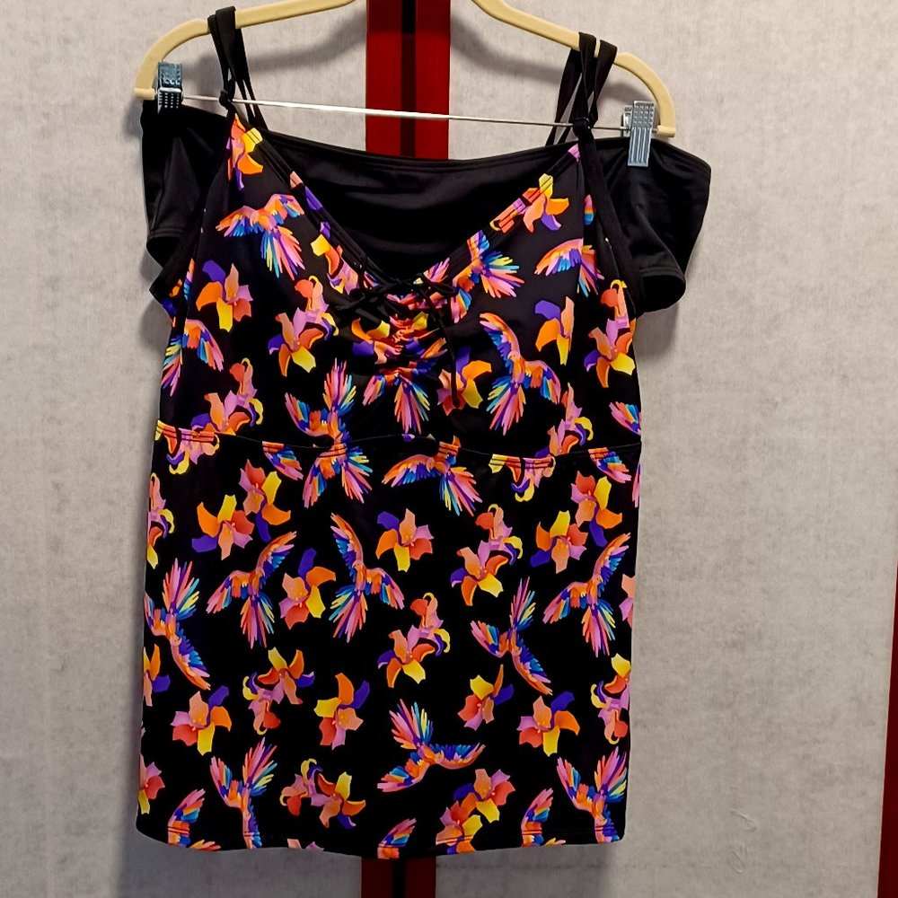 *Never Worn* 2 pc Ulla Popken Parrot Tankini size 22 FASHIONABLE & Practical!